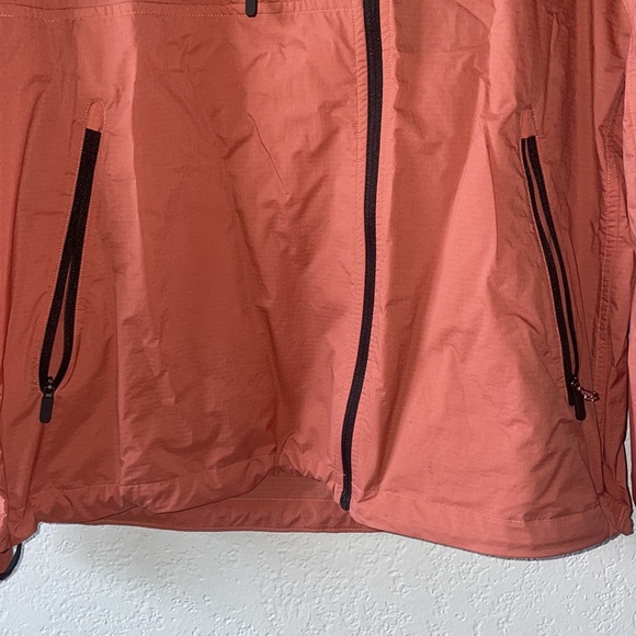 Lululemon Running Jacket - Picture 4 of 7